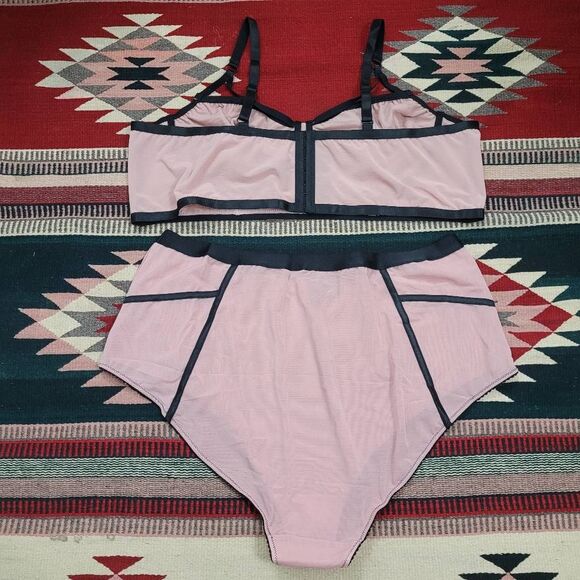 NWT Torrid Pink Black Mesh Bralette & High-Waist Panty Set Sz 5X Sexy Wired - Picture 2 of 6